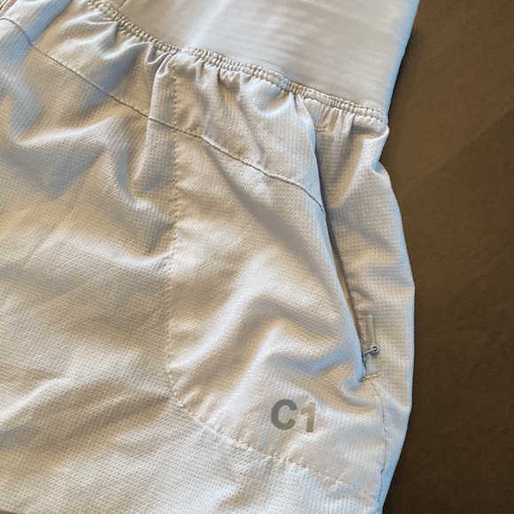 Asics short XS - Picture 4 of 9